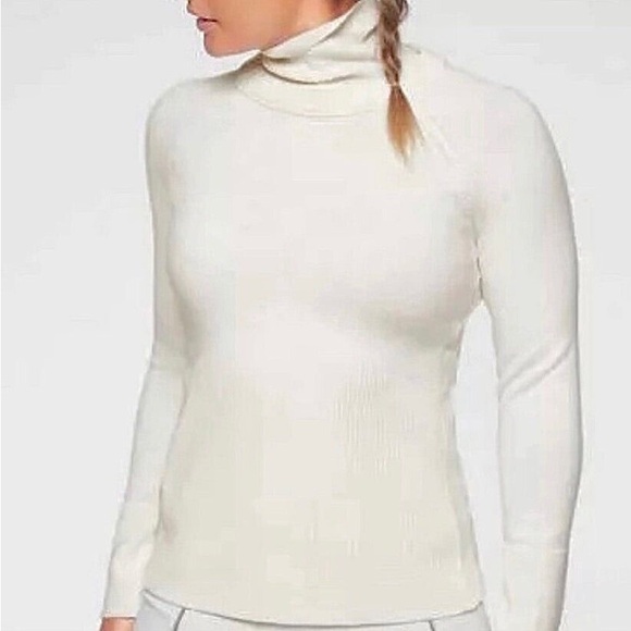 Athleta Sweaters - Athleta Mesa Hybrid T-Neck Sweater in Dove